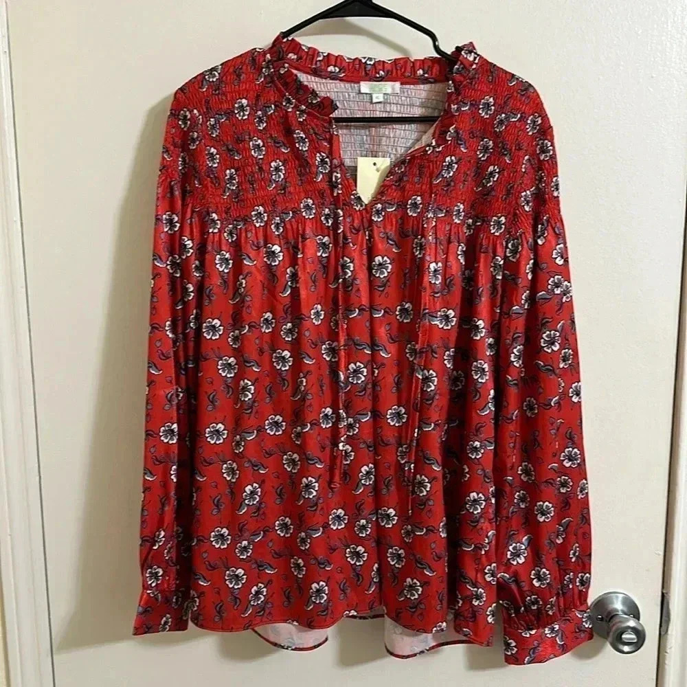 NWT Jade Joy Floral Long Sleeve‎ Blouse